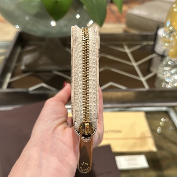 Louis Vuitton Damier Azur Zippy Wallet - Picture 6 of 12